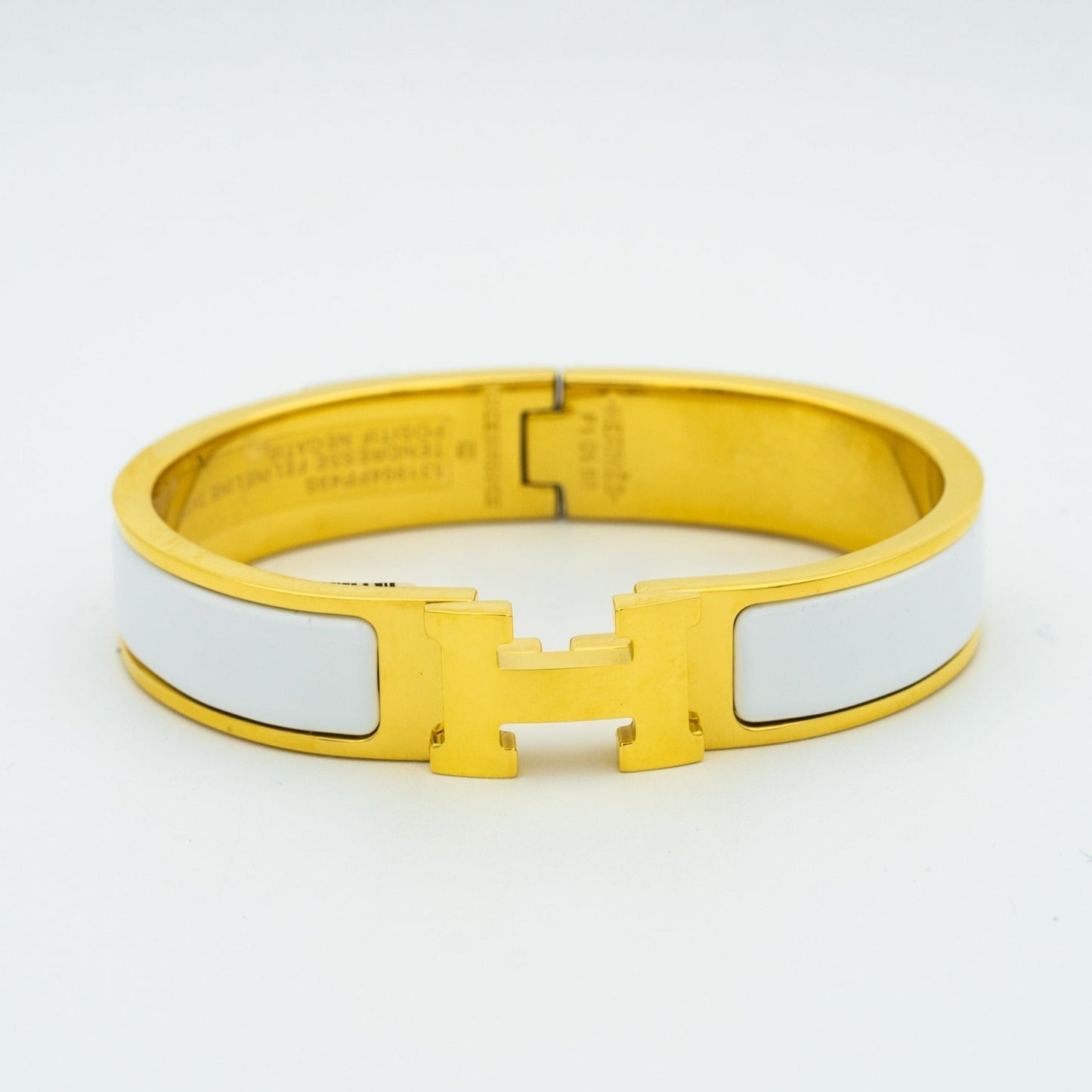 LUXEIFY H WHITE BRACELET