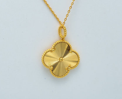 CLOVER 25MM PEDANT NECKLACE GOLD
