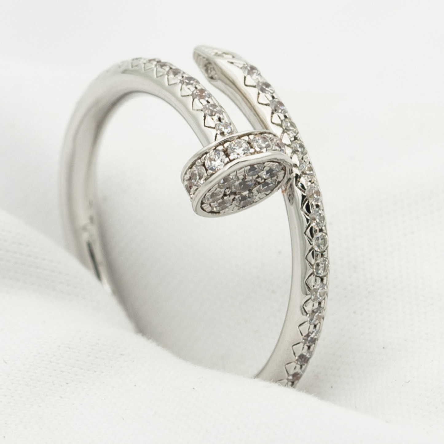 LUXEIFY JUSTE RING 1.8MM SILVER DIAMONDS