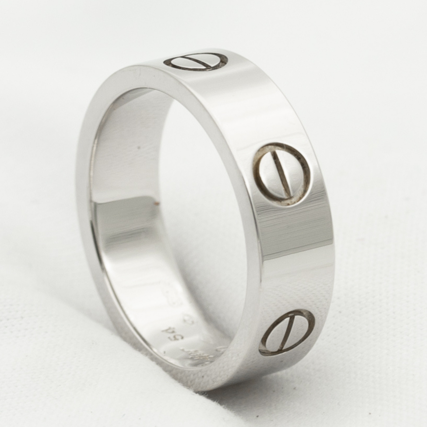 LUXEIFY LOVE RING 5.5MM NO DIAMOND
