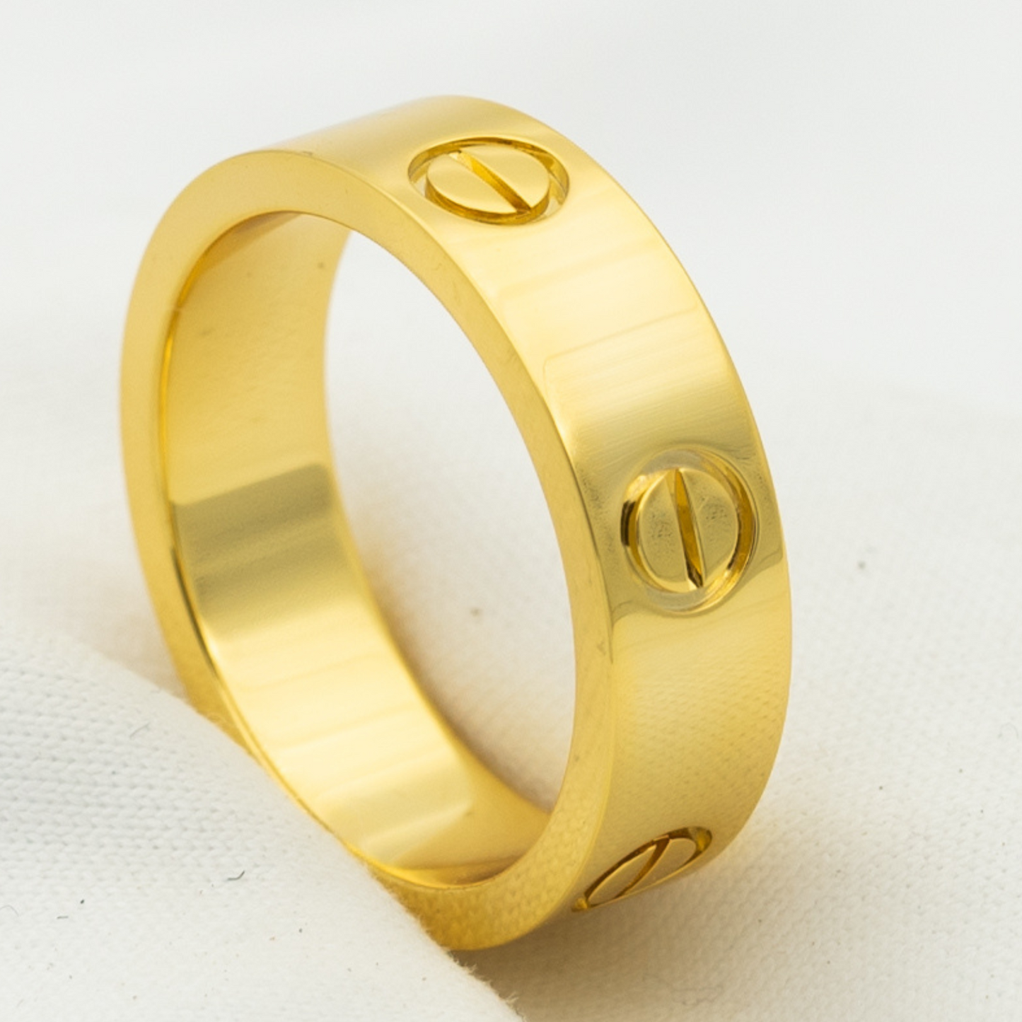 LUXEIFY LOVE RING 5.5MM NO DIAMOND