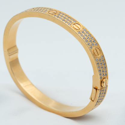 LUXEIFY LOVE BRACELET 6.1MM DIAMOND-PAVED