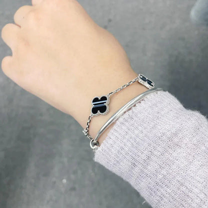 CLOVER 5 MOTIF PULSAR STONE BRACELET COLLECTION
