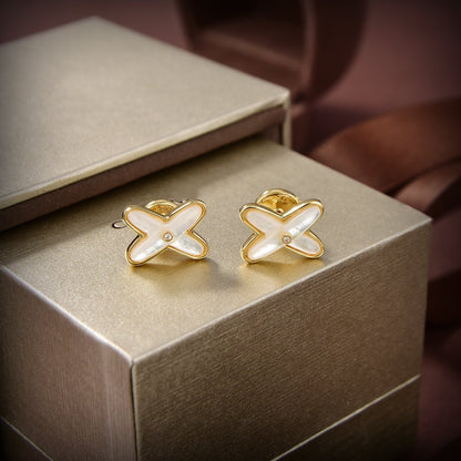 LUXEIFY JEUX DE WHITE MOP GOLD DIAMOND EARRINGS