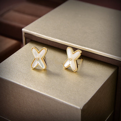 LUXEIFY JEUX DE WHITE MOP GOLD DIAMOND EARRINGS