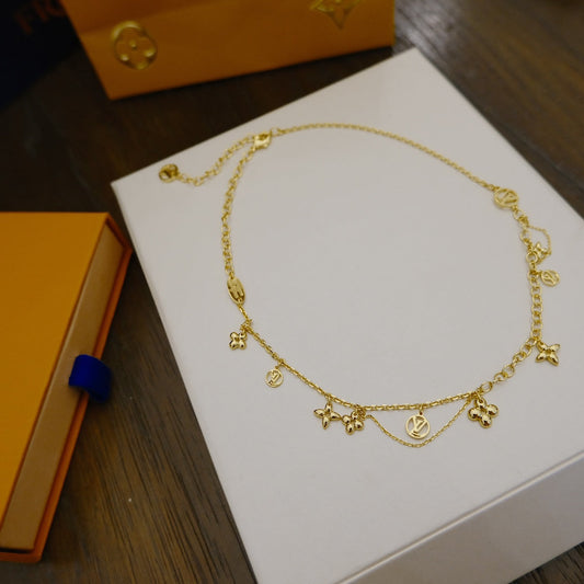 LUXEIFY BLOOMING SUPPLE NECKLACE BRASS