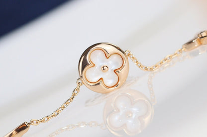 LUXEIFY LEAF CLOVER BRACELET