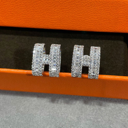 LUXEIFY H STUD EARRINGS WITH SILVER DIAMONDS