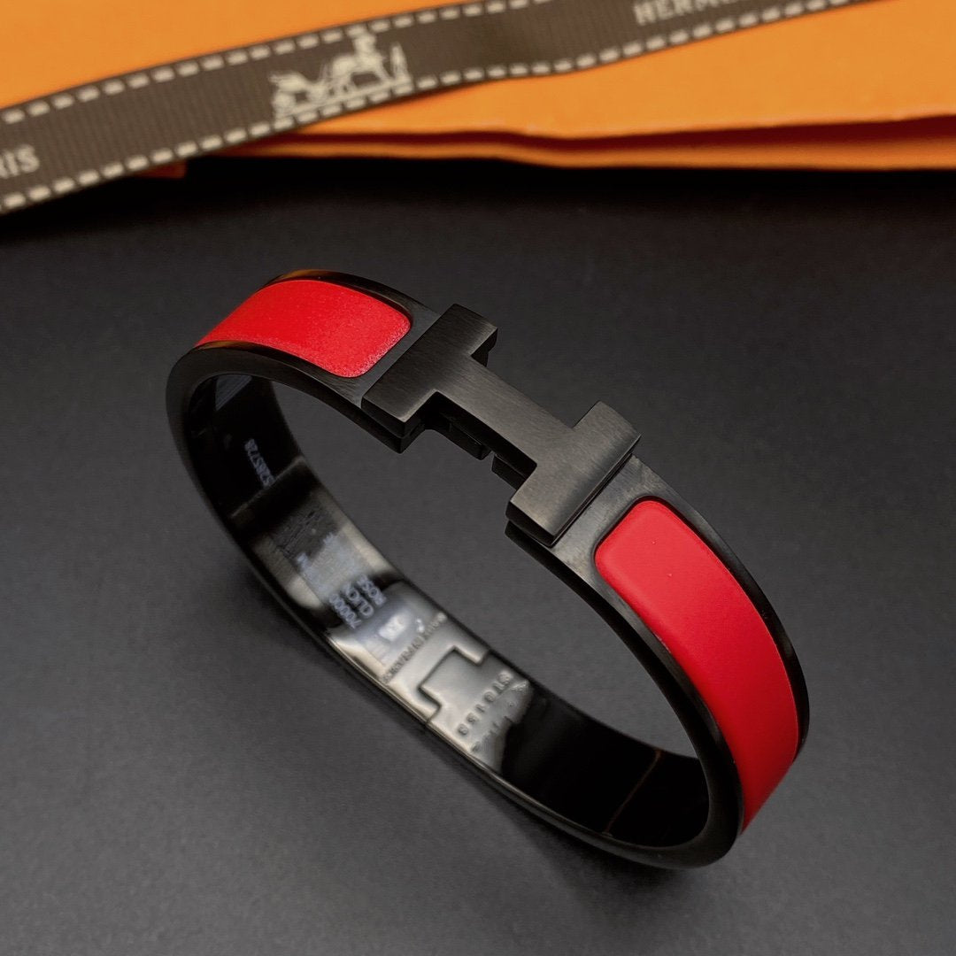 LUXEIFY CLIC HM SO BLACK RED BRACELET
