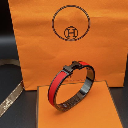 LUXEIFY CLIC HM SO BLACK RED BRACELET