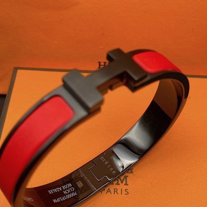 LUXEIFY CLIC HM SO BLACK RED BRACELET
