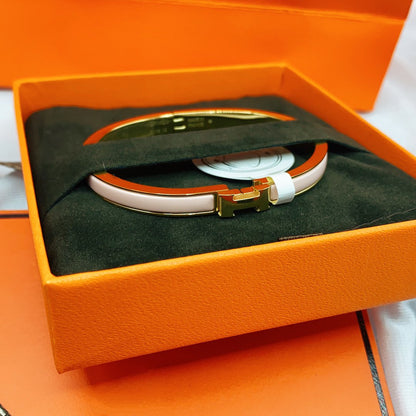 LUXEIFY CLASSIC HM CLIC  PINK 8MM ENAMEL BRACELET