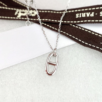 LUXEIFY HM PIG NOSE NECKLACE