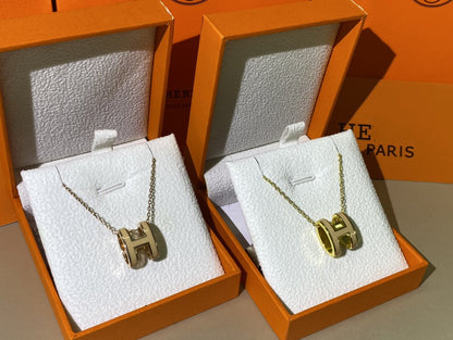 LUXEIFY HM CLIC YELLOW ENAMEL GOLD NECKLACE