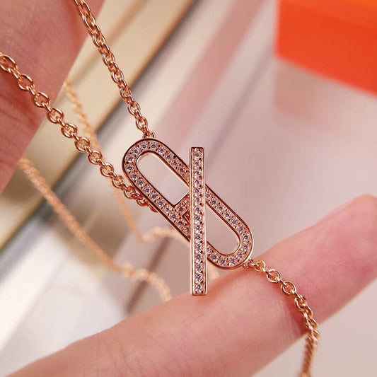 LUXEIFY HM FIRE PIG NOSE NECKLACE TRENDY STREET