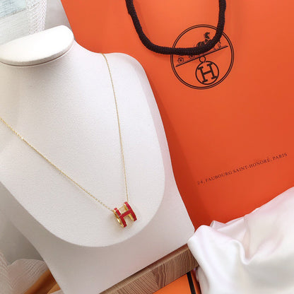 LUXEIFY HM CLIC RED ENAMEL GOLD NECKLACE