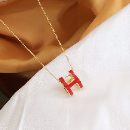 LUXEIFY HM CLIC RED ENAMEL GOLD NECKLACE