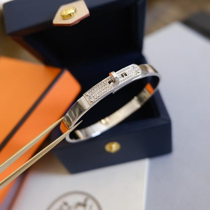 LUXEIFY KELLY BRACELET DIAMOND
