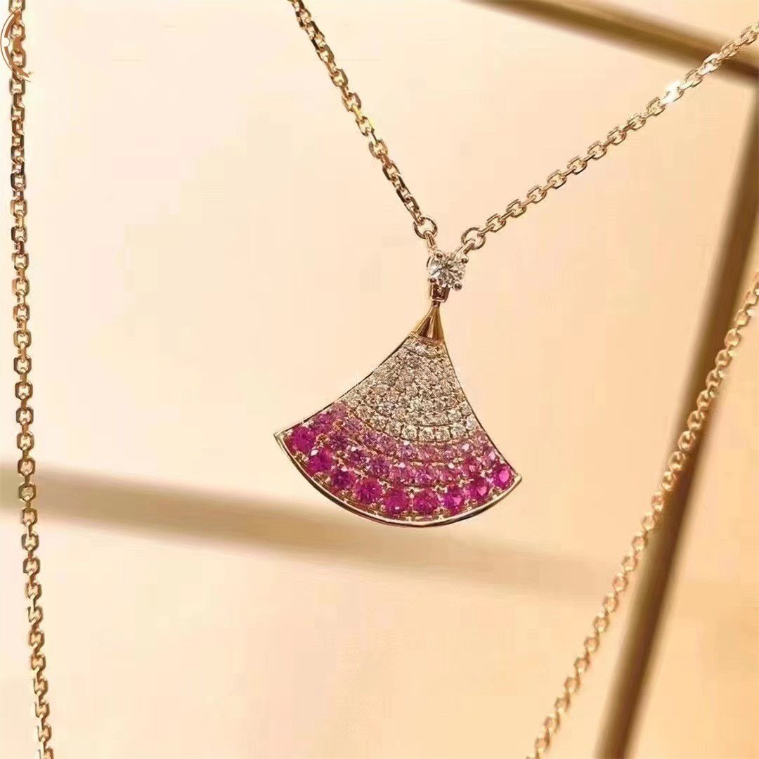 LUXEIFY DREAM NECKLACE PINK GOLD PINK DIAMOND