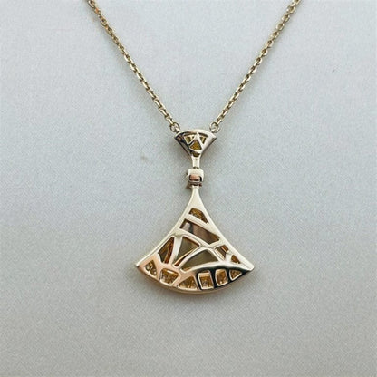 LUXEIFY DREAM NECKLACE PINK GOLD DIAMOND