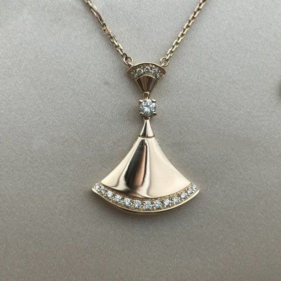 LUXEIFY DREAM NECKLACE PINK GOLD DIAMOND