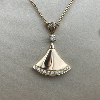 LUXEIFY DREAM NECKLACE PINK GOLD DIAMOND