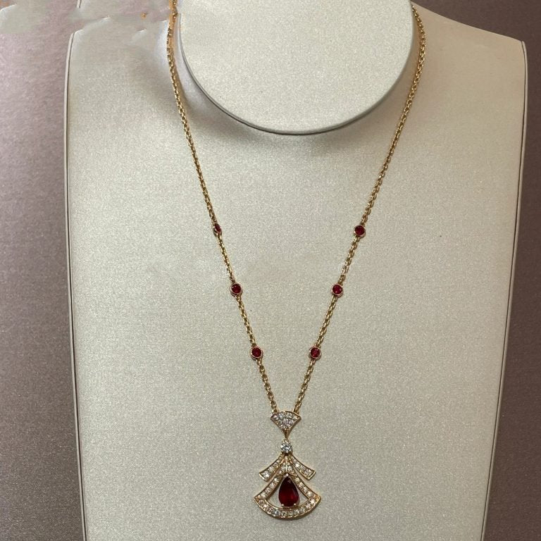 LUXEIFY DREAM NECKLACE CARNELIAN DIAMOND PINK GOLD