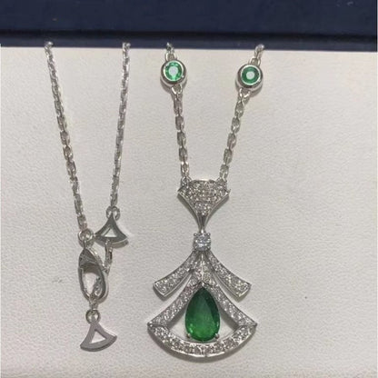 LUXEIFY DREAM NECKLACE MALACHITE DIAMOND SILVER