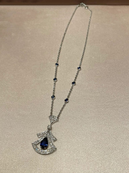 LUXEIFY DREAM NECKLACE AGATE DIAMOND SILVER