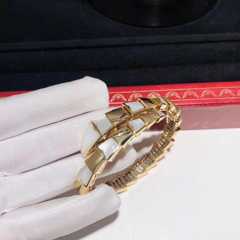 LUXEIFY SERPENTI BRACELET MOP GOLD