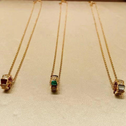 LUXEIFY SERPENTI PEDANT DIAMOND NECKLACE
