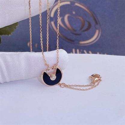 LUXEIFY AMULETTE ROSE GOLD ONYX NECKLACE