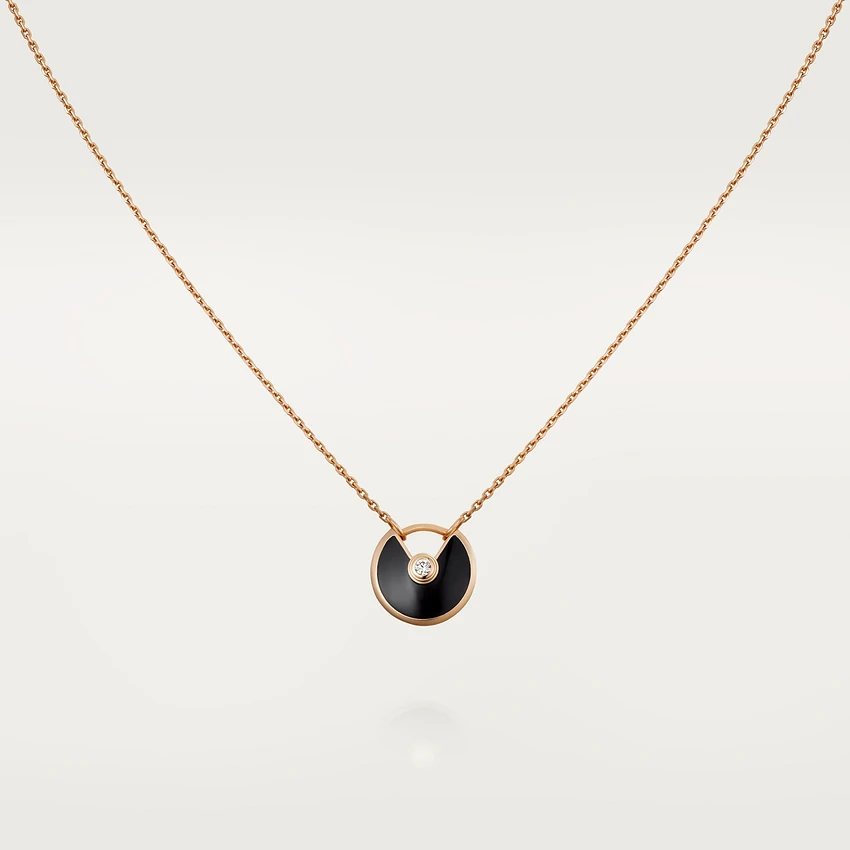 LUXEIFY AMULETTE ROSE GOLD ONYX NECKLACE