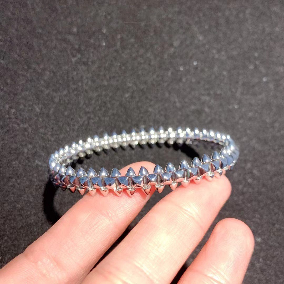 LUXEIFY CLASH SILVER BRACELET