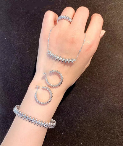LUXEIFY CLASH SILVER BRACELET