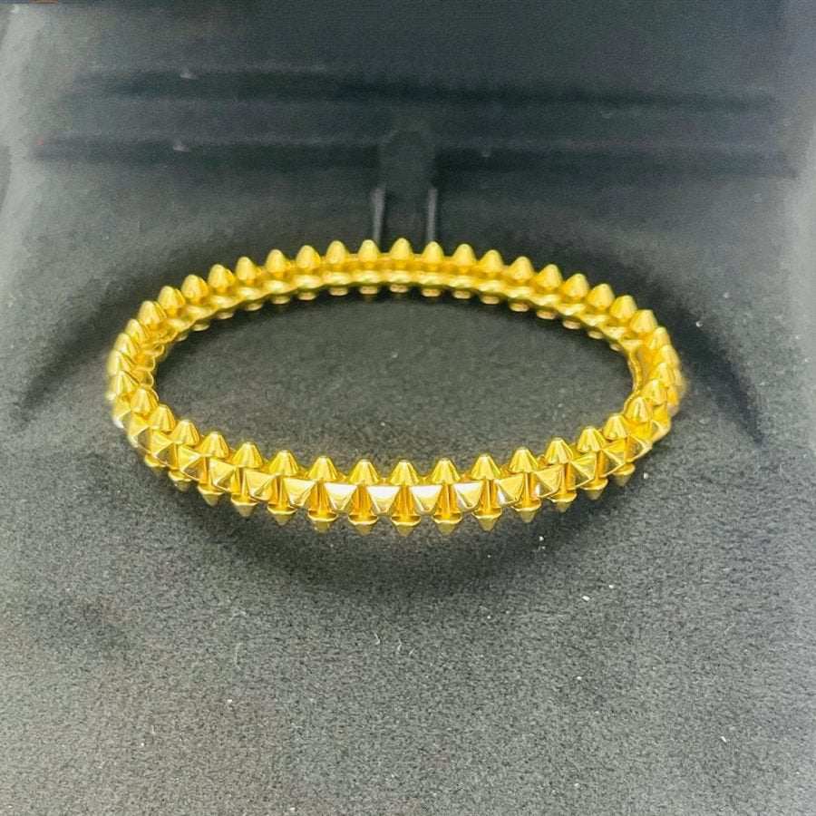 LUXEIFY CLASH GOLD BRACELET