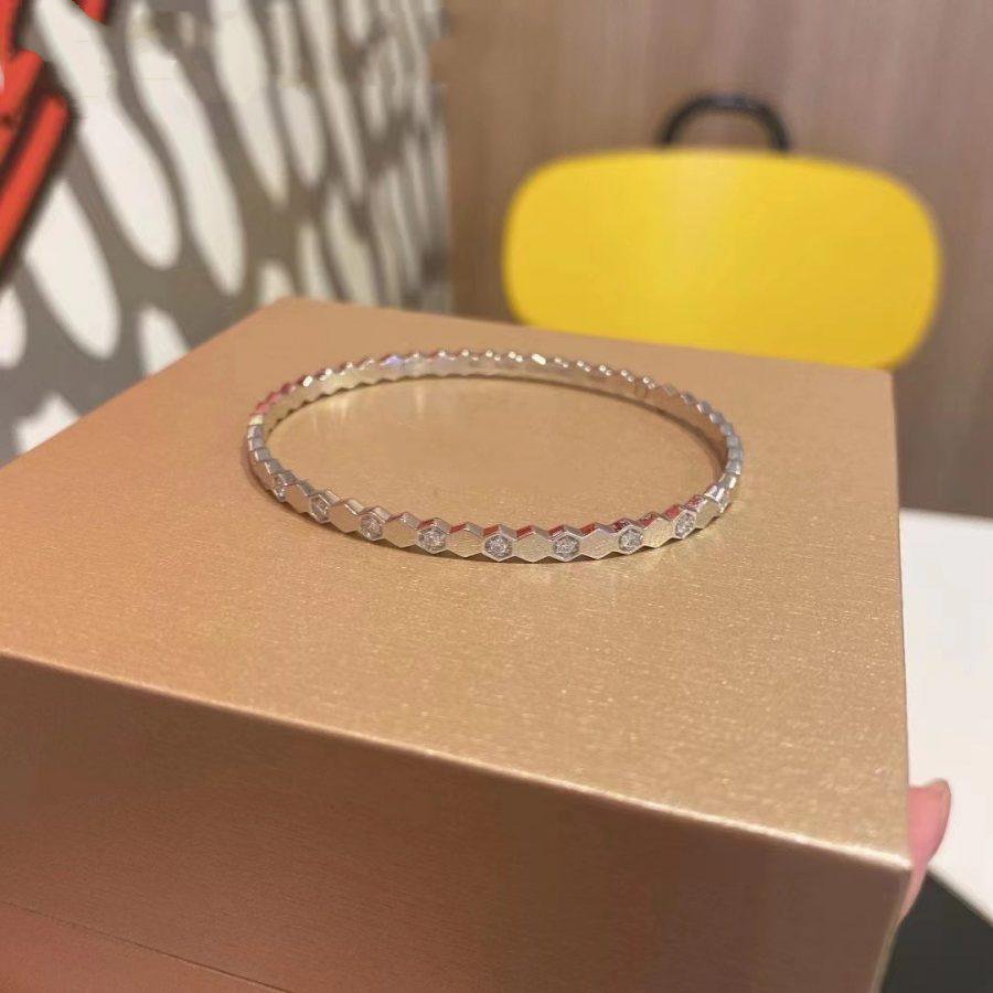 LUXEIFY BEE LOVE SILVER DIAMOND BRACELET