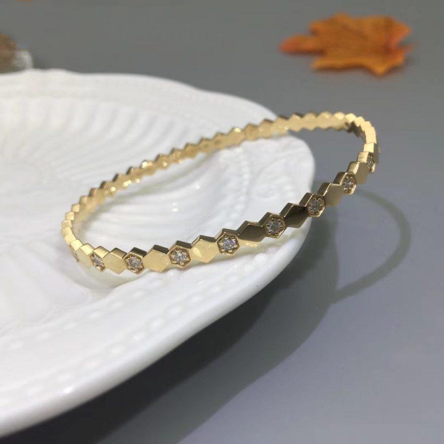 LUXEIFY BEE LOVE GOLD DIAMOND BRACELET