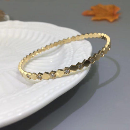LUXEIFY BEE LOVE GOLD DIAMOND BRACELET