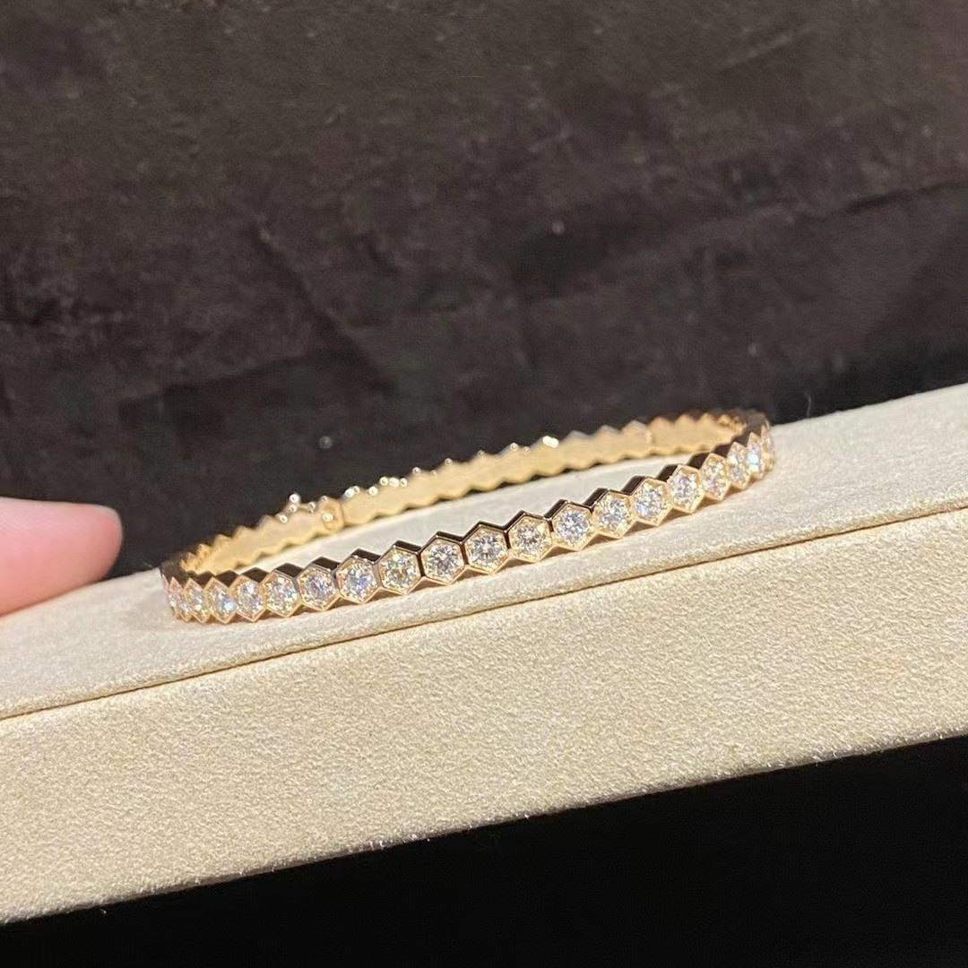 LUXEIFY BEE LOVE GOLD BRACELET FULL DIAMOND