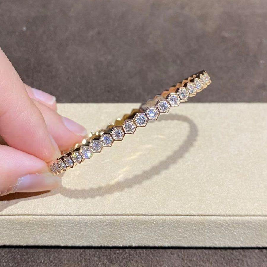 LUXEIFY BEE LOVE GOLD BRACELET FULL DIAMOND