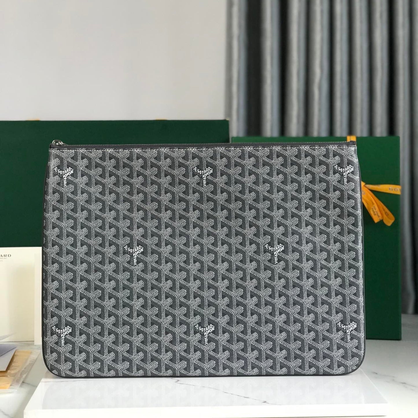 S¨¦NAT MGM POUCH 40 IN GREY GOYARDINE CANVAS