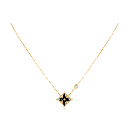 LUXEIFY STAR BLACK MOP NECKLACE