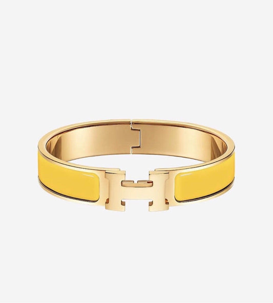 LUXEIFY H YELLOW BRACELET