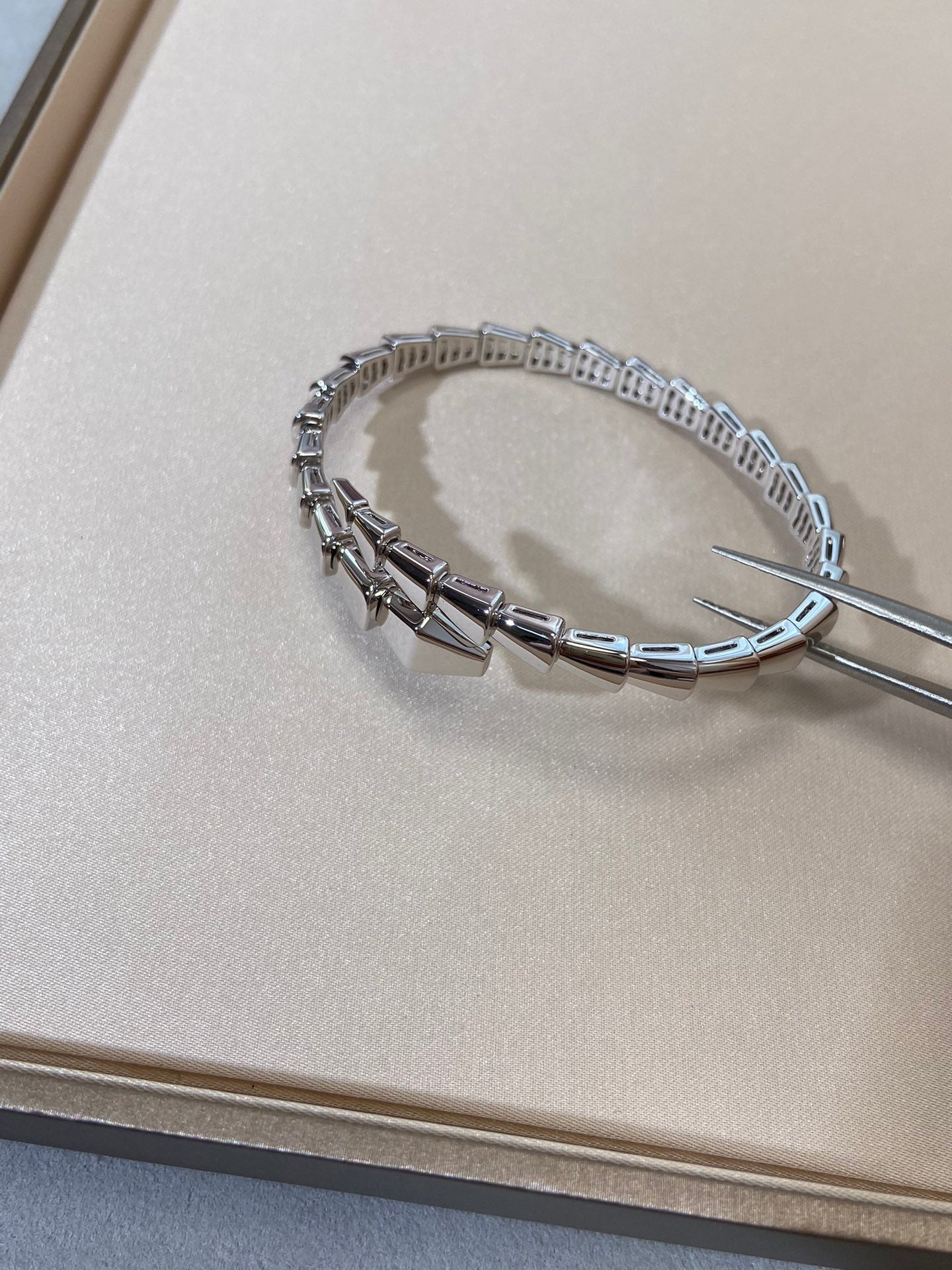 LUXEIFY SERPENTI VIPER SILVER BRACELET