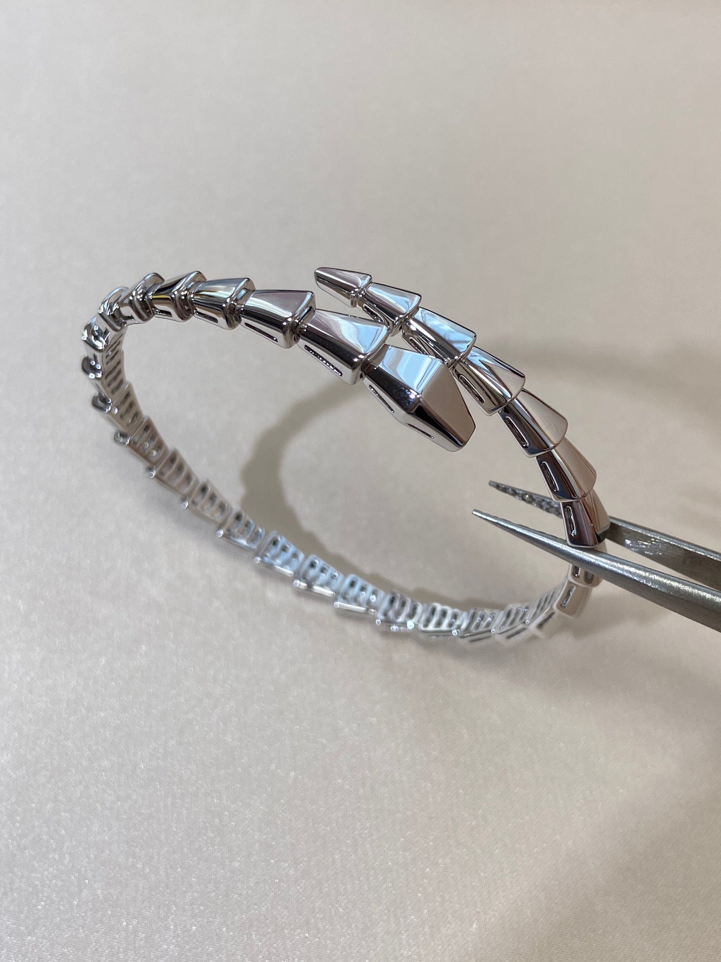 LUXEIFY SERPENTI VIPER SILVER BRACELET