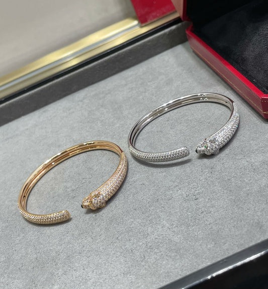 LUXEIFY PANTHERE FULL DIAMOND OPEN BRACELET