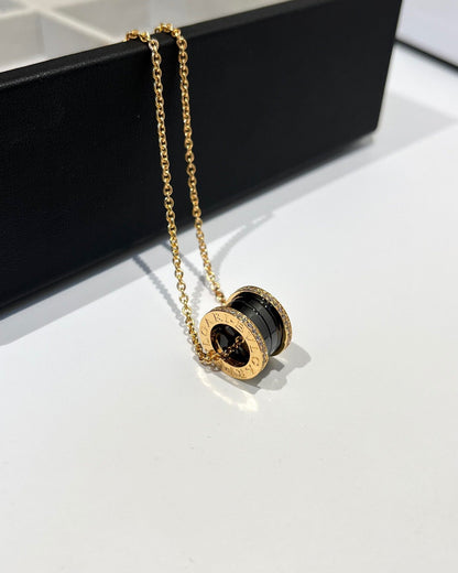 LUXEIFY ZERO 1 BLACK CERAMIC DIAMOND PINK GOLD NECKLACE